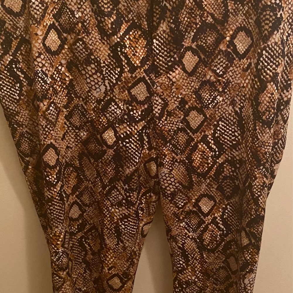 Pants Set - Picture 3 of 3